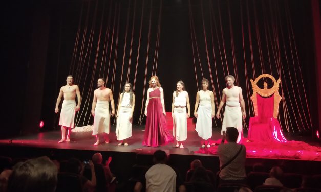 ‘Clitemnestra’: Cristina Castaño y cía. nos deslumbran en un espectáculo que reivindica  la lucha contra el machismo